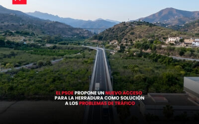 El PSOE propone un nuevo acceso para La Herradura como solución a los problemas de tráfico de cada año